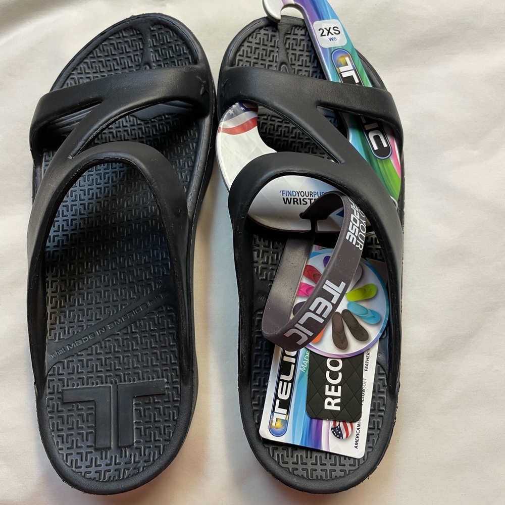 Telic Sandal